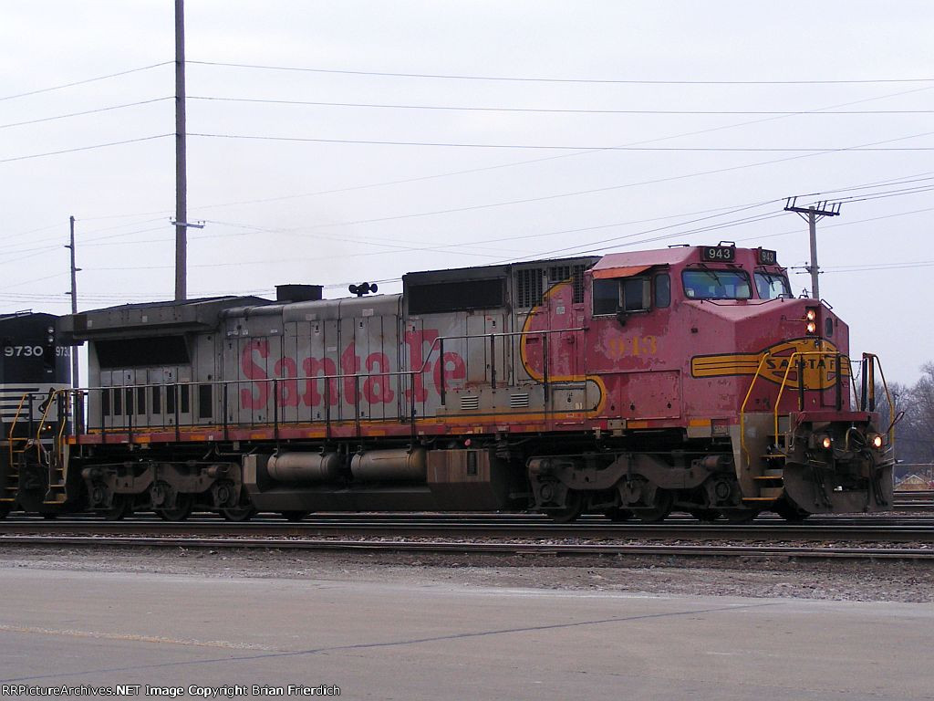 BNSF 943